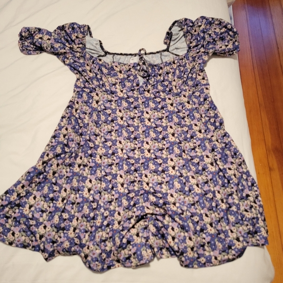 Asos purple flowy romper - Picture 7 of 7